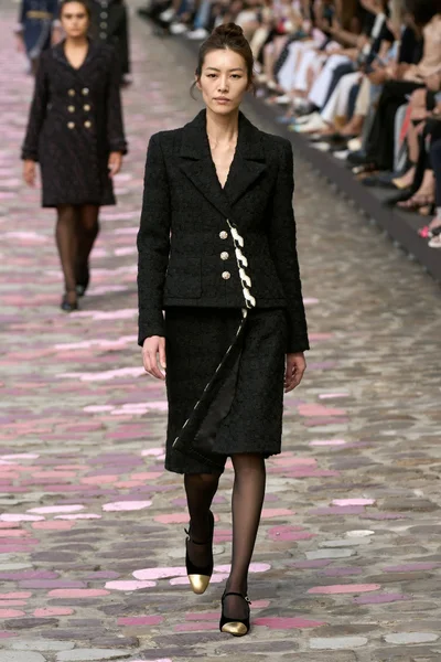 Look 8